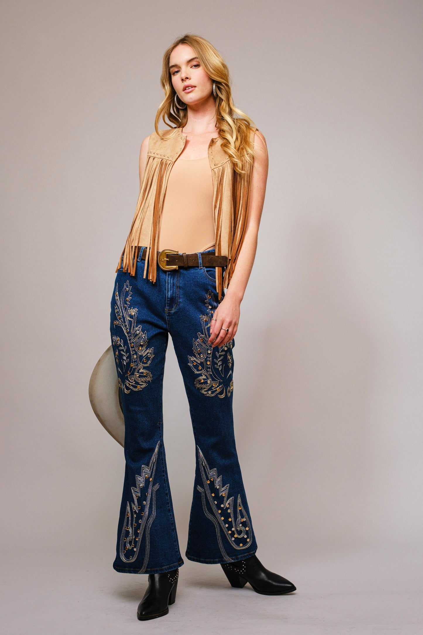 fringe vest, western vest, cowgirl vest, hippie vest, hippie style, suede vest, festival, coachella, stagecoach