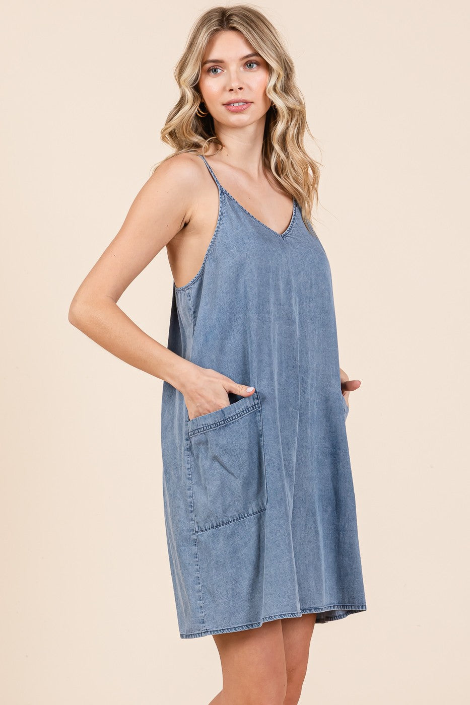 denim dress, spaghetti straps adjustable, summer dress with pockets, summer staple