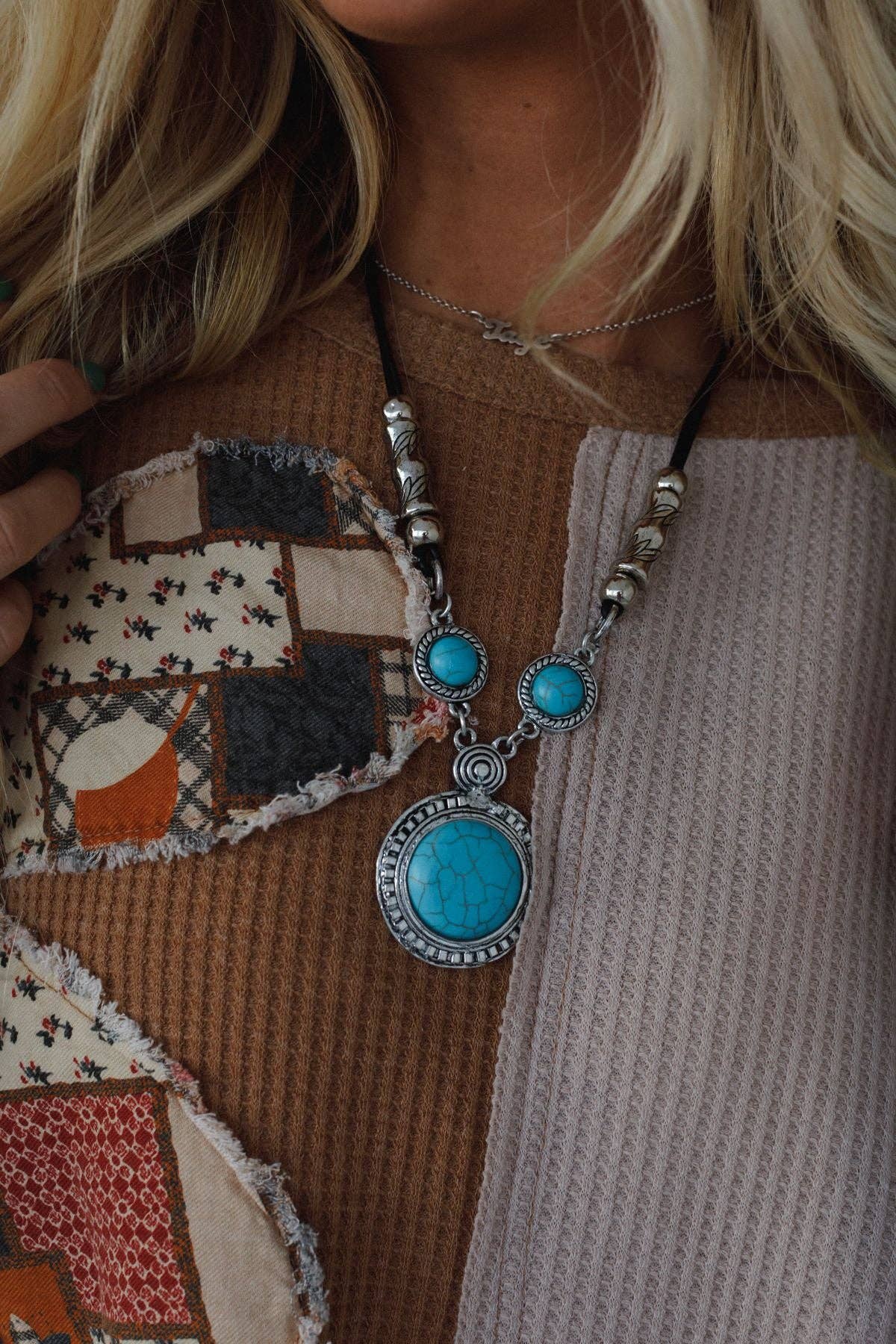 Three Bird Nest - Mesa Moon Necklace - Turquoise