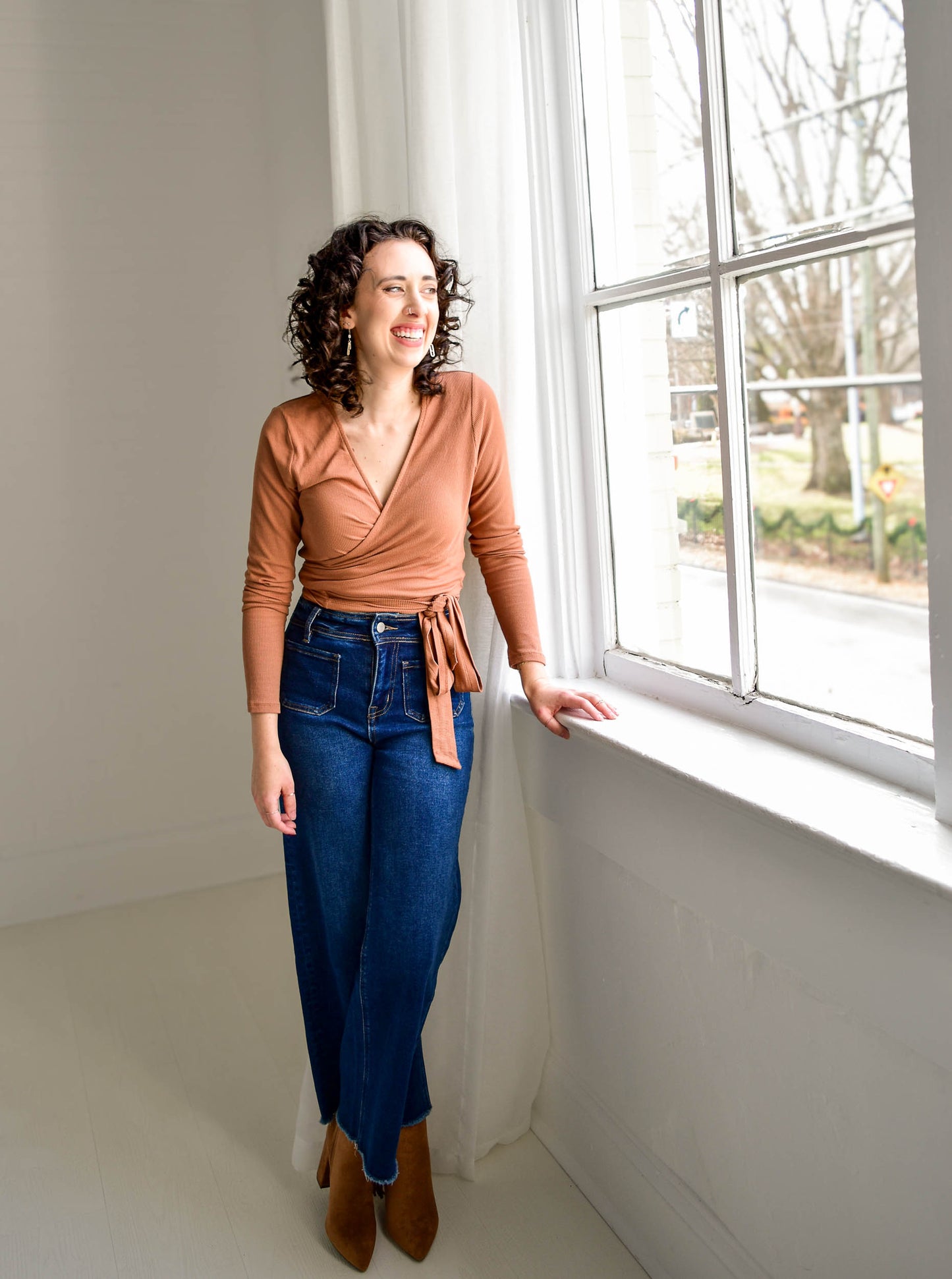 OLIVIA SUPER HIGH RISE WIDE CROP