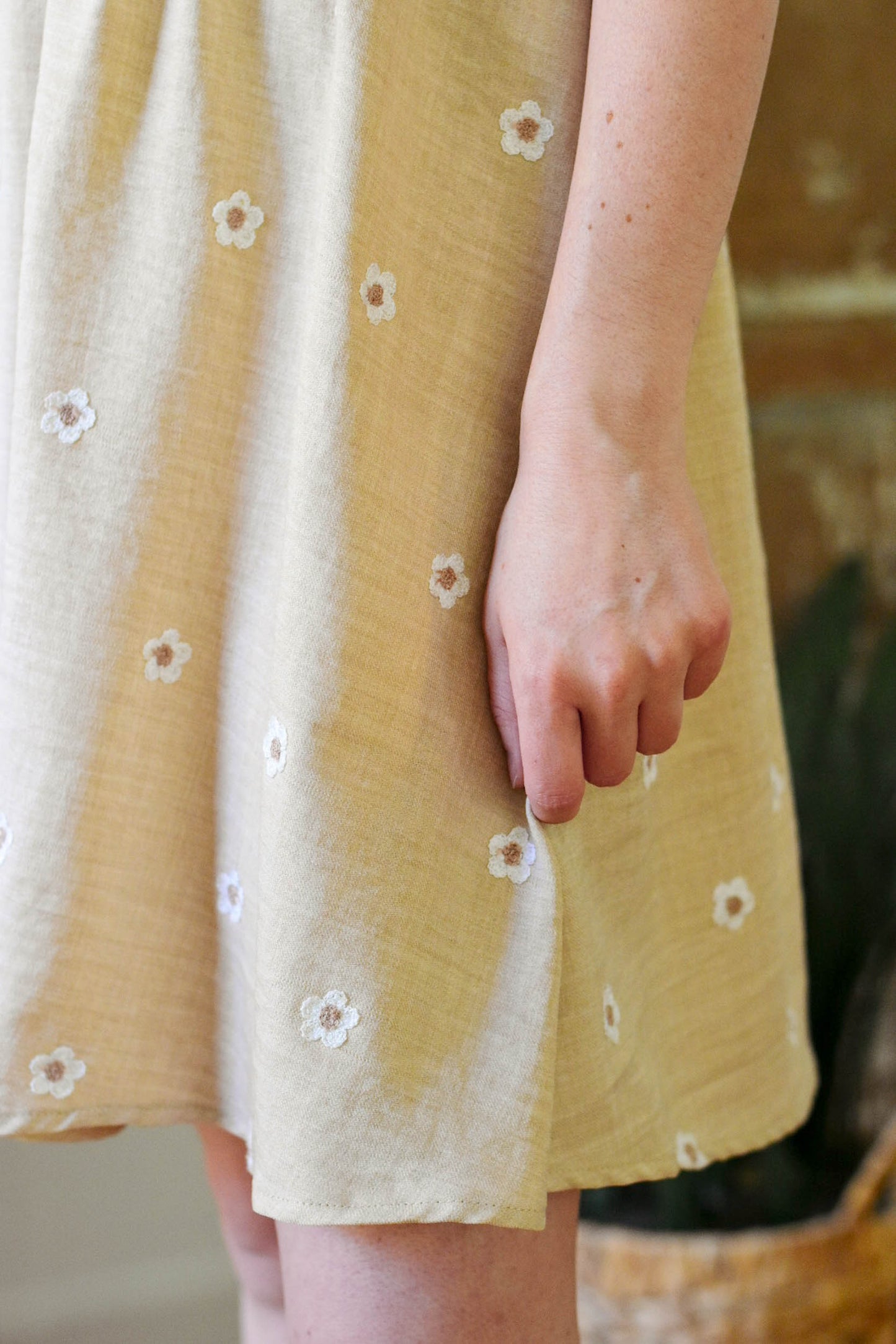 mini dress, daisy embroidered dress, spring fashion, summer fashion