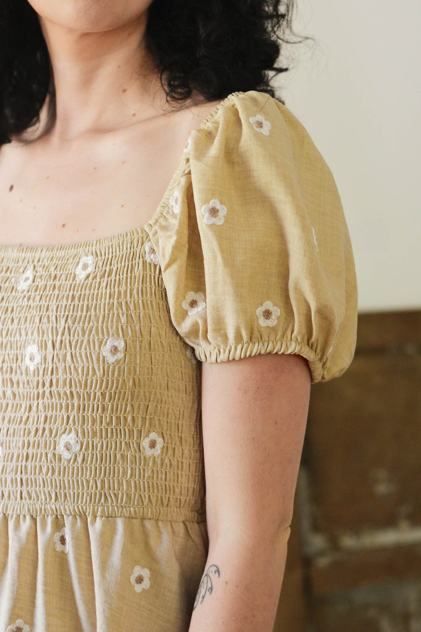 mini dress, daisy embroidered dress, spring fashion, summer fashion