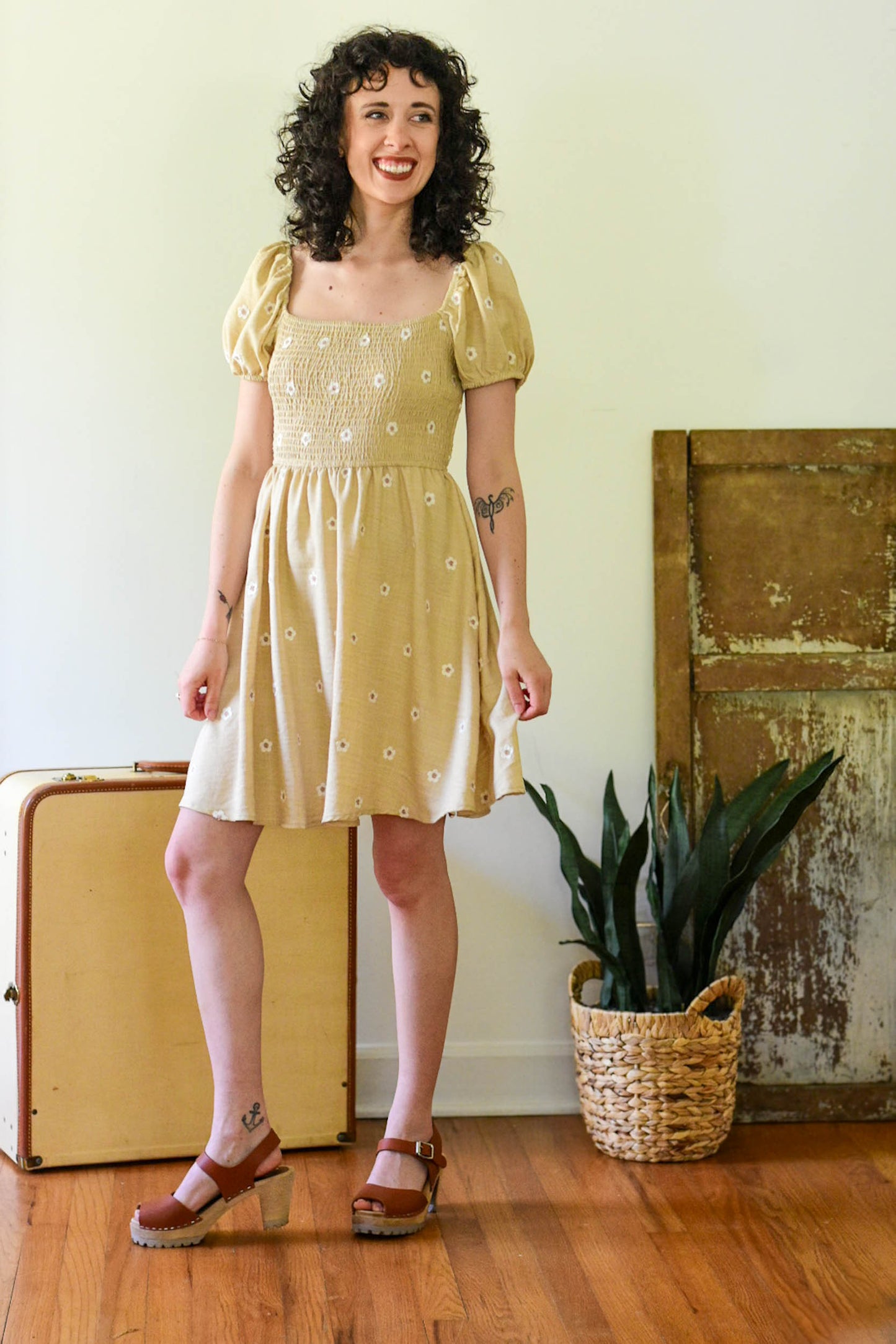 mini dress, daisy embroidered dress, spring fashion, summer fashion