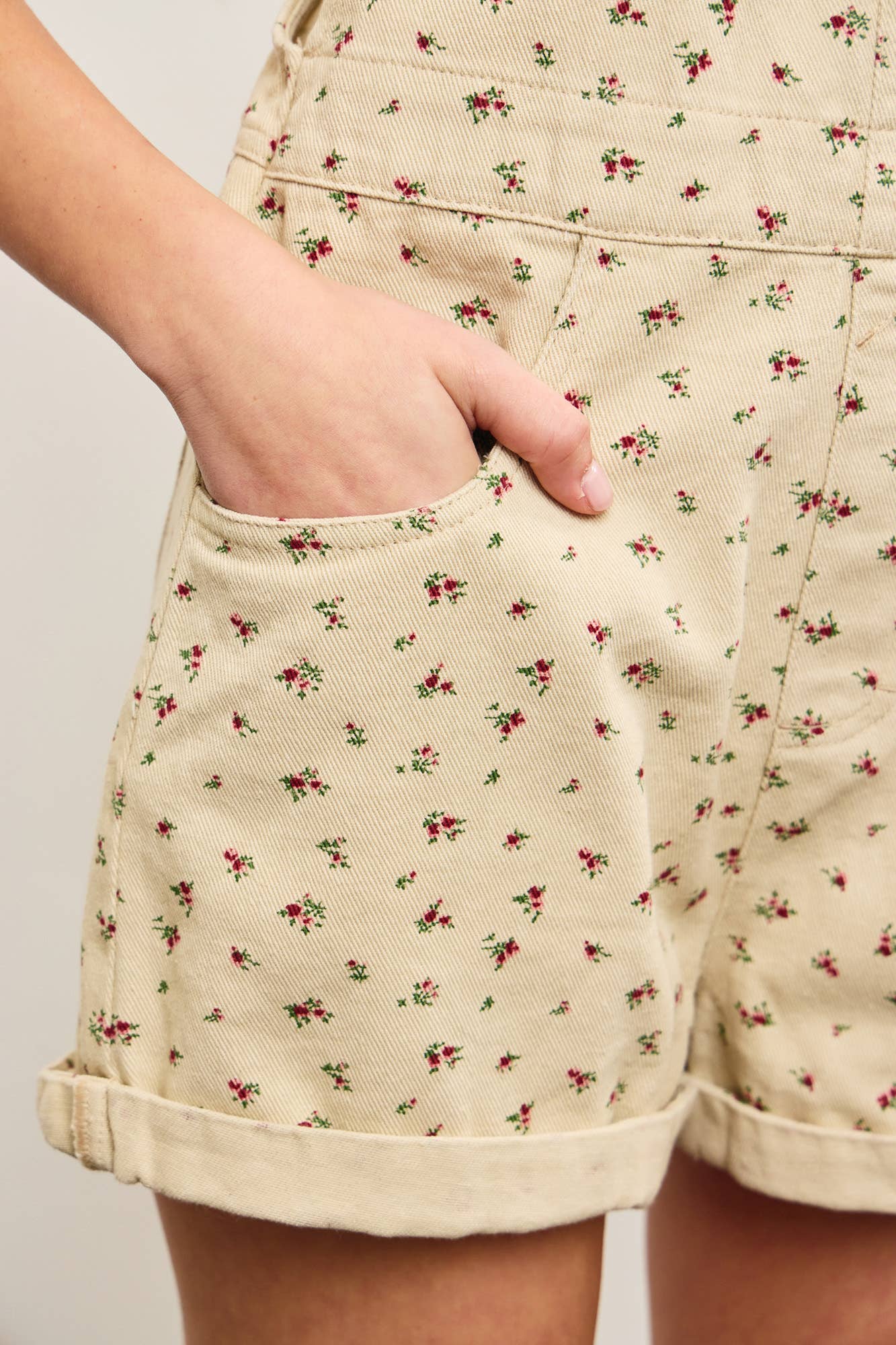 short overalls, floral overalls, cotton overalls, white overalls, picnic outfit