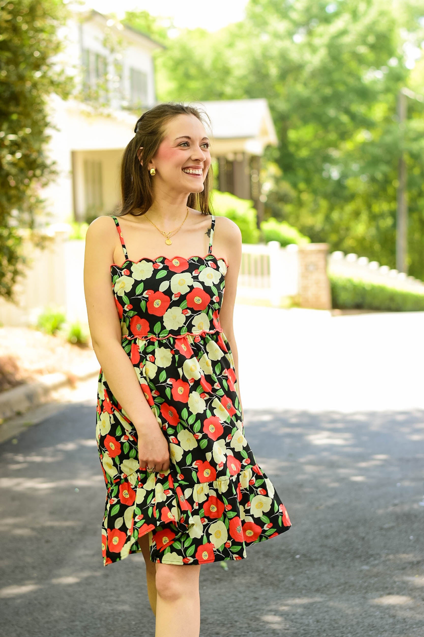 retro dress, vintage style, mini dress, short dress, tiered dress, scalloped dress, spring fashion, summer fashion, adjustable spaghetti strap dress